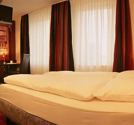 Hotel June Six Hannover