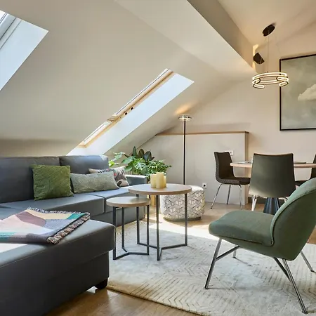 June Six Ανόβερο