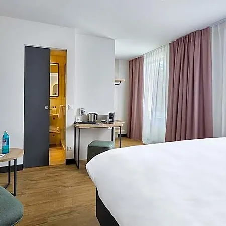 June Six Hotel