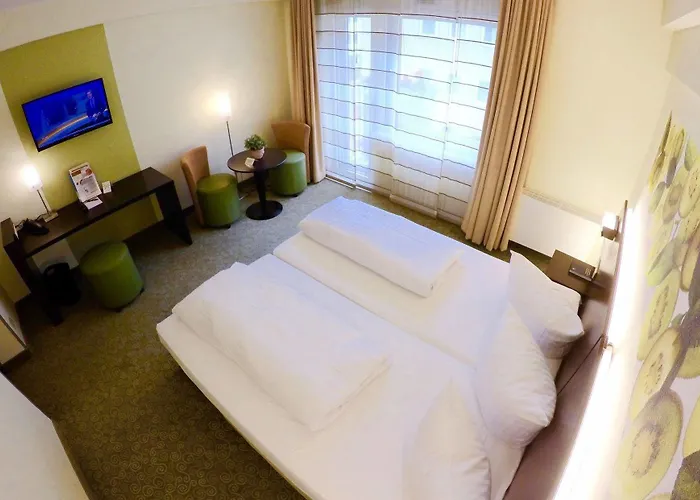 June Six 4* Hannover