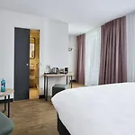 Hotel June Six 4*