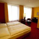 June Six Hotel