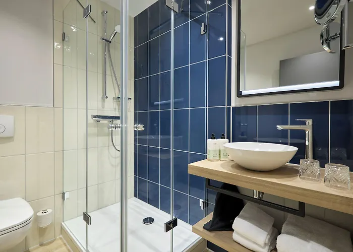 June Six 4* Hannover